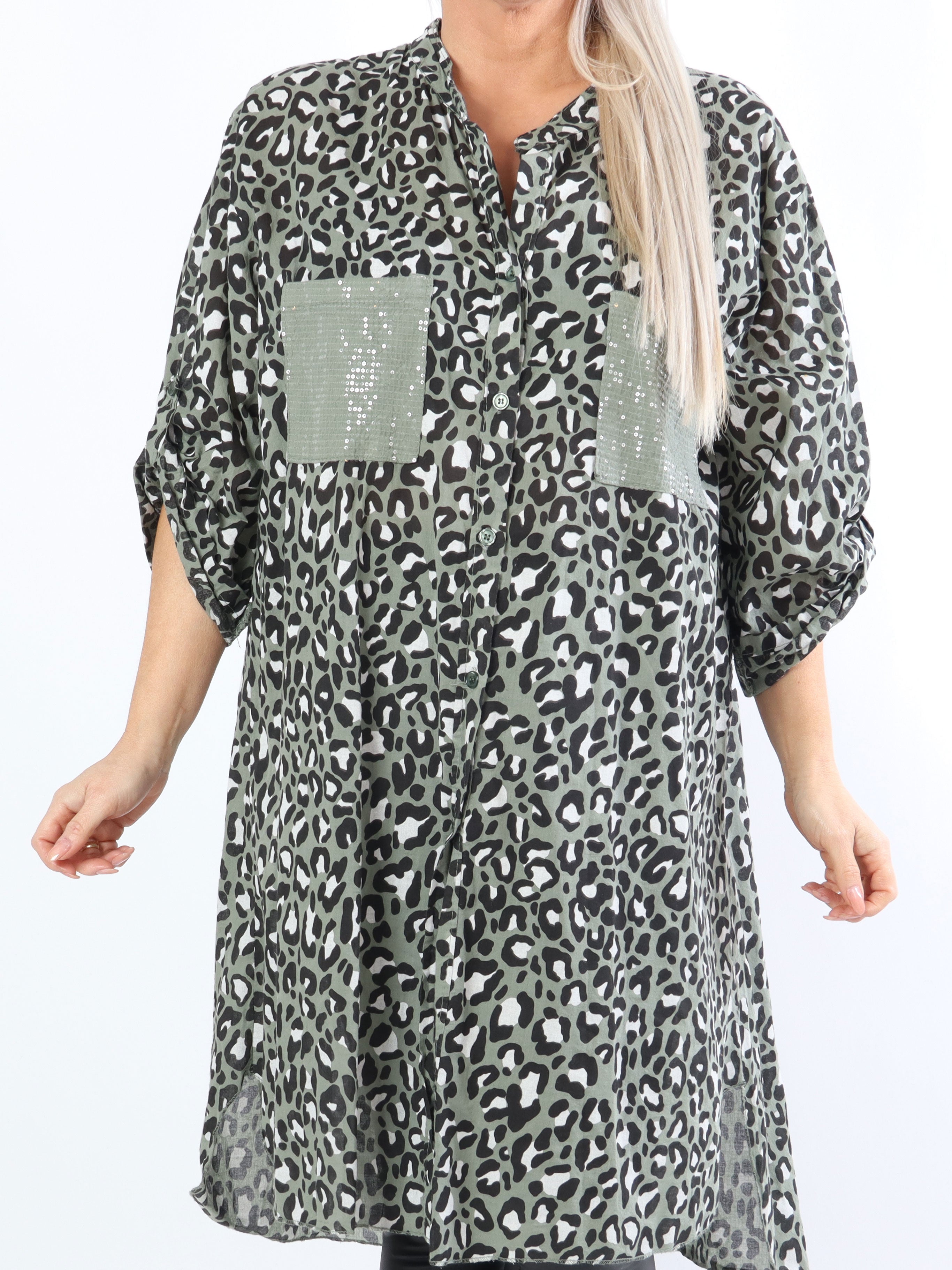 Pina - Plus size leopard skjorte med pailletlommer
